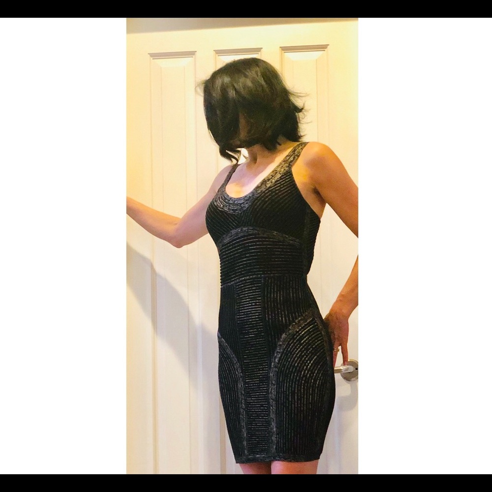 Herve Leger S Authentic Ribbed Black&Gold Dress